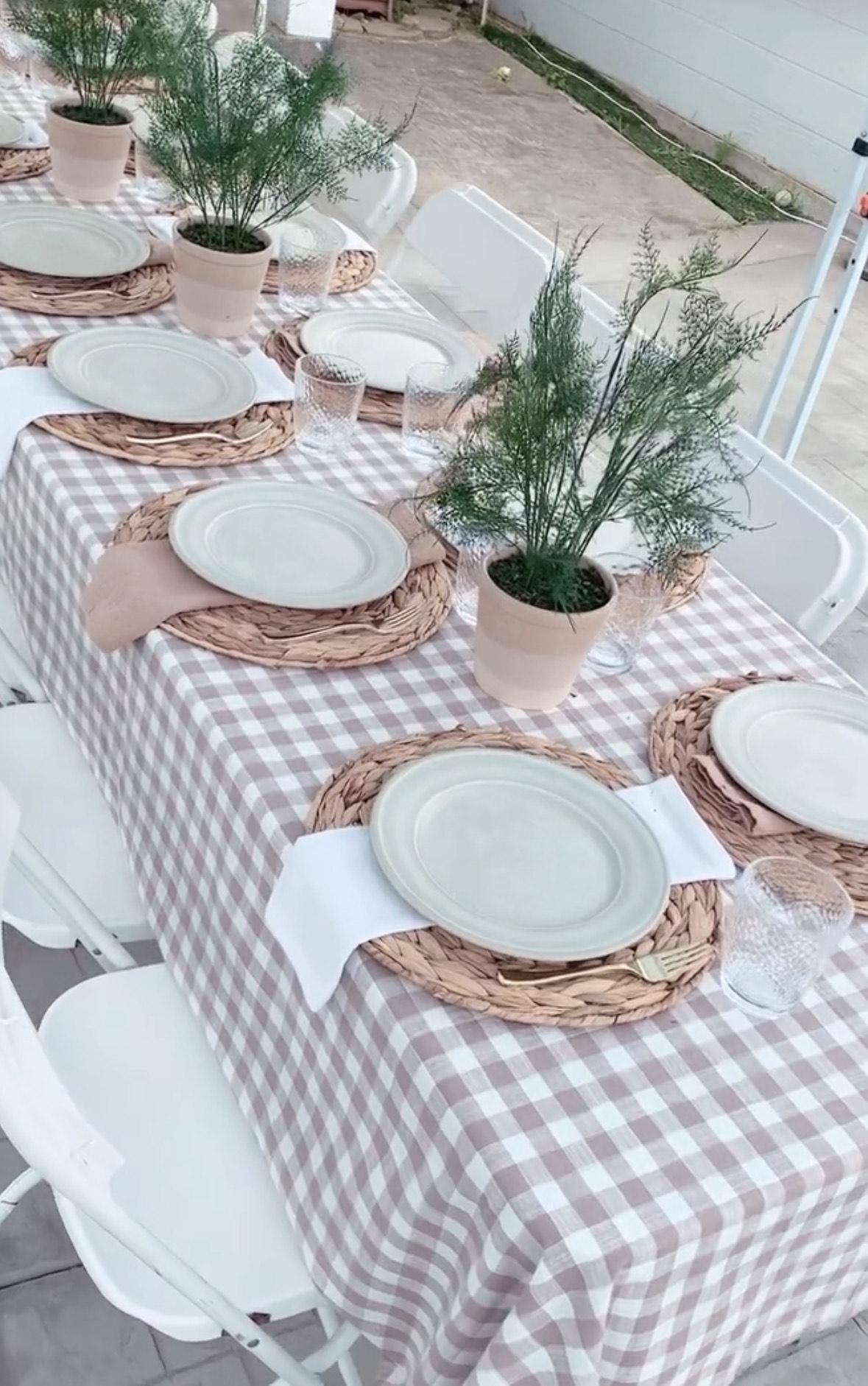 Neutral Boho Themed Party